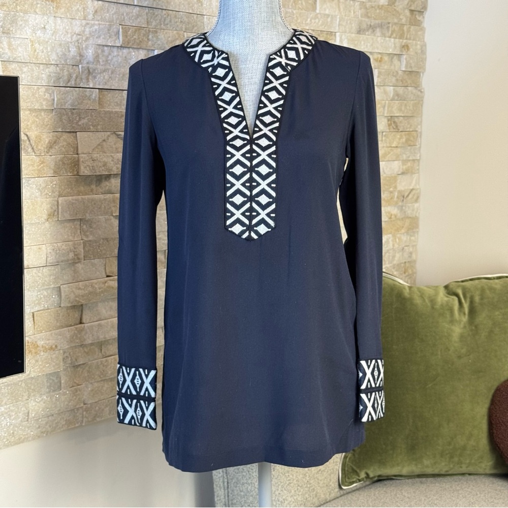 Tory Burch Tunic top Ariana Embroidered Knit Trim V Neck Navy SZ 0